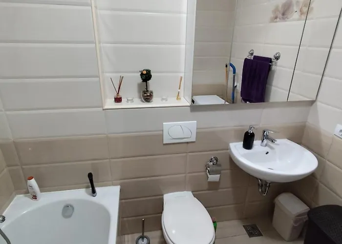 3 Bedroom Coresi Mall