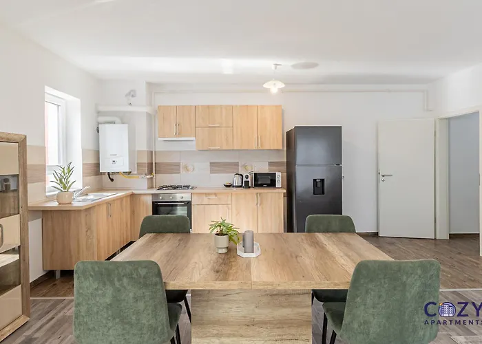 3 Bedroom Coresi Mall *