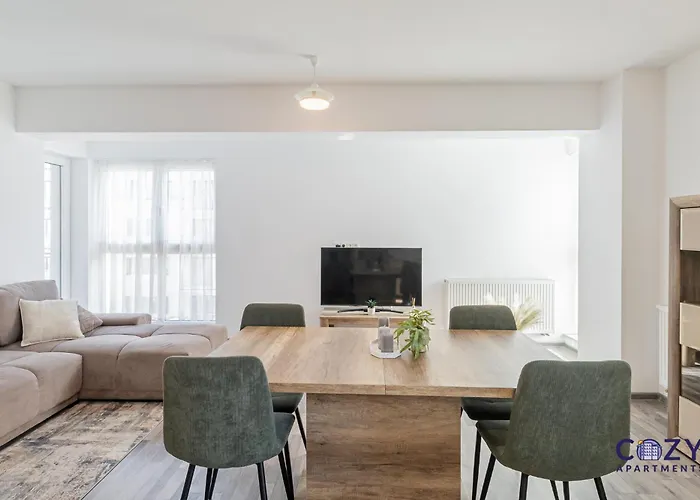 3 Bedroom Coresi Mall Appartamento