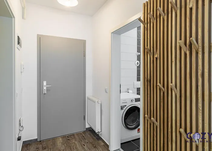 Appartamento 3 Bedroom Coresi Mall *